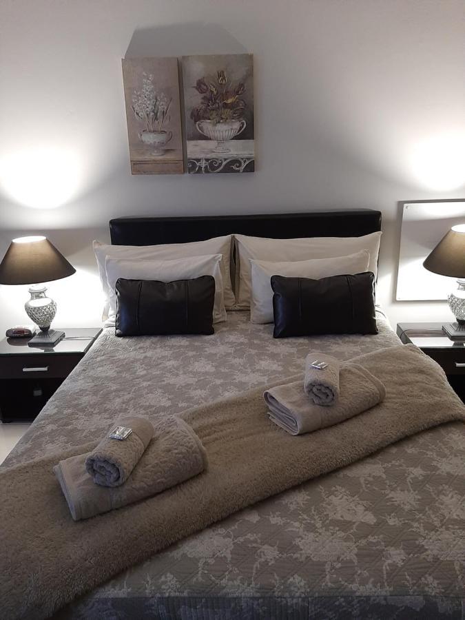 クラドック Annies House Bed & Breakfast エクステリア 写真