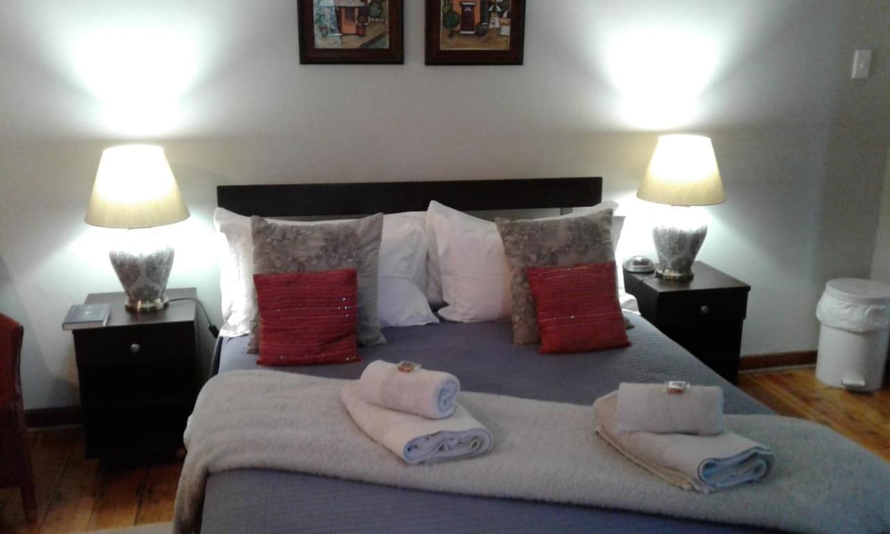 クラドック Annies House Bed & Breakfast エクステリア 写真