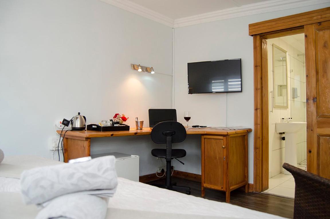 クラドック Annies House Bed & Breakfast エクステリア 写真