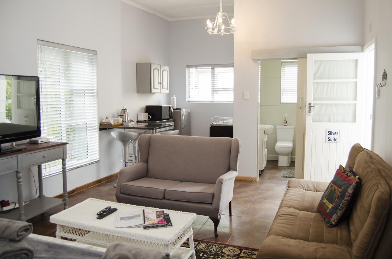 クラドック Annies House Bed & Breakfast エクステリア 写真