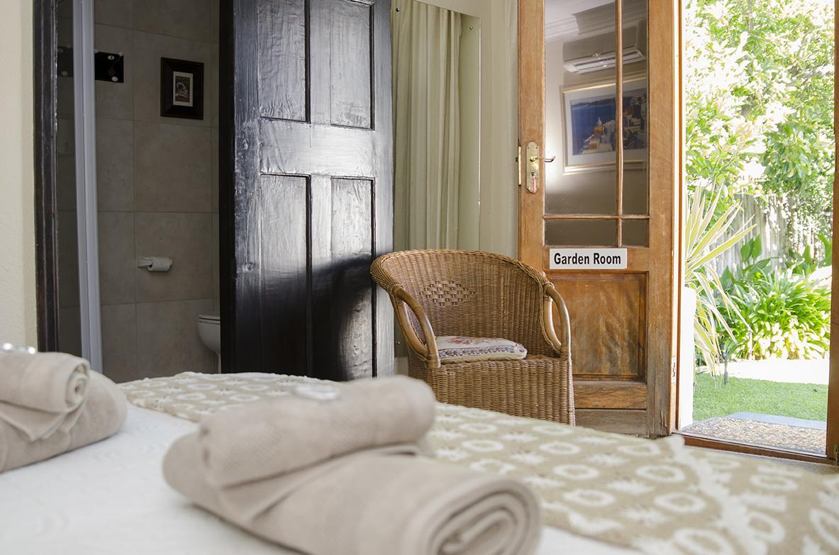 クラドック Annies House Bed & Breakfast エクステリア 写真