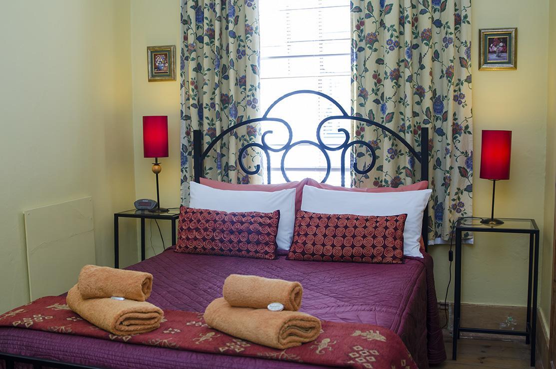 クラドック Annies House Bed & Breakfast エクステリア 写真
